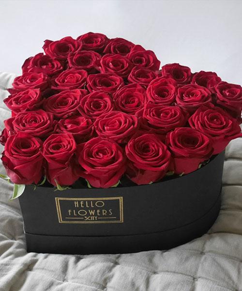 Czerwone Roze W Boxie Serce Kwiaty W Pudelku Flower Box Serce Hello Flowers
