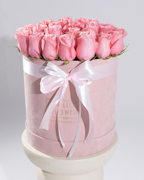 Różowe róże w różowym welurowym GIGA boxie - kwiaty w pudełku | flower box 40 róż